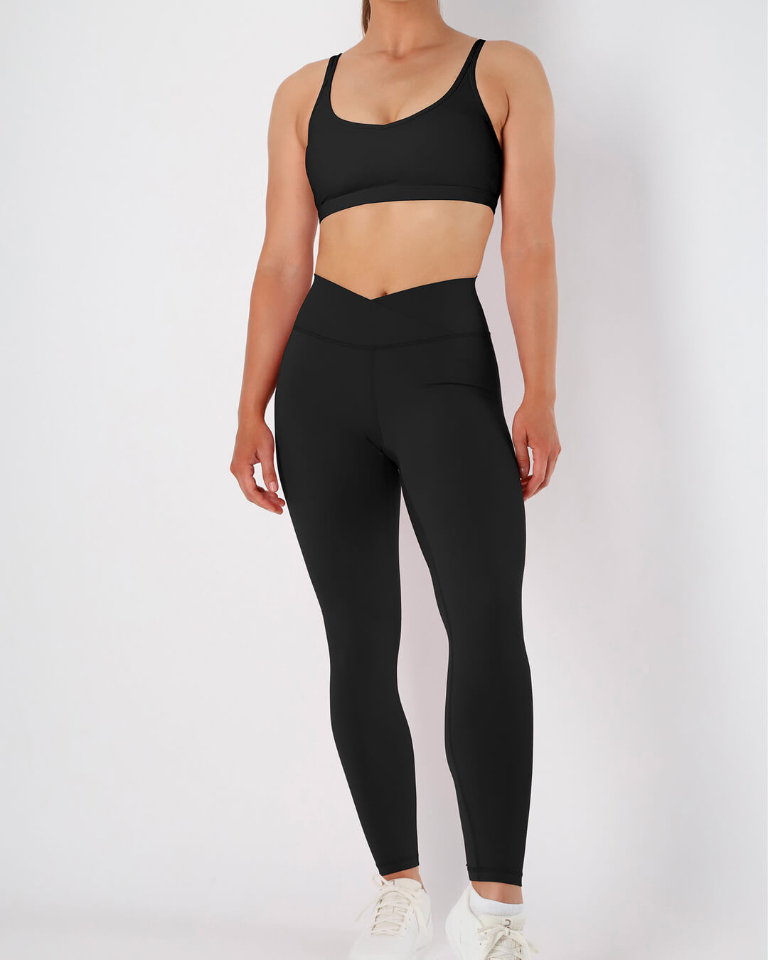 Conjunto Calza Victoria + Peto Vita Black