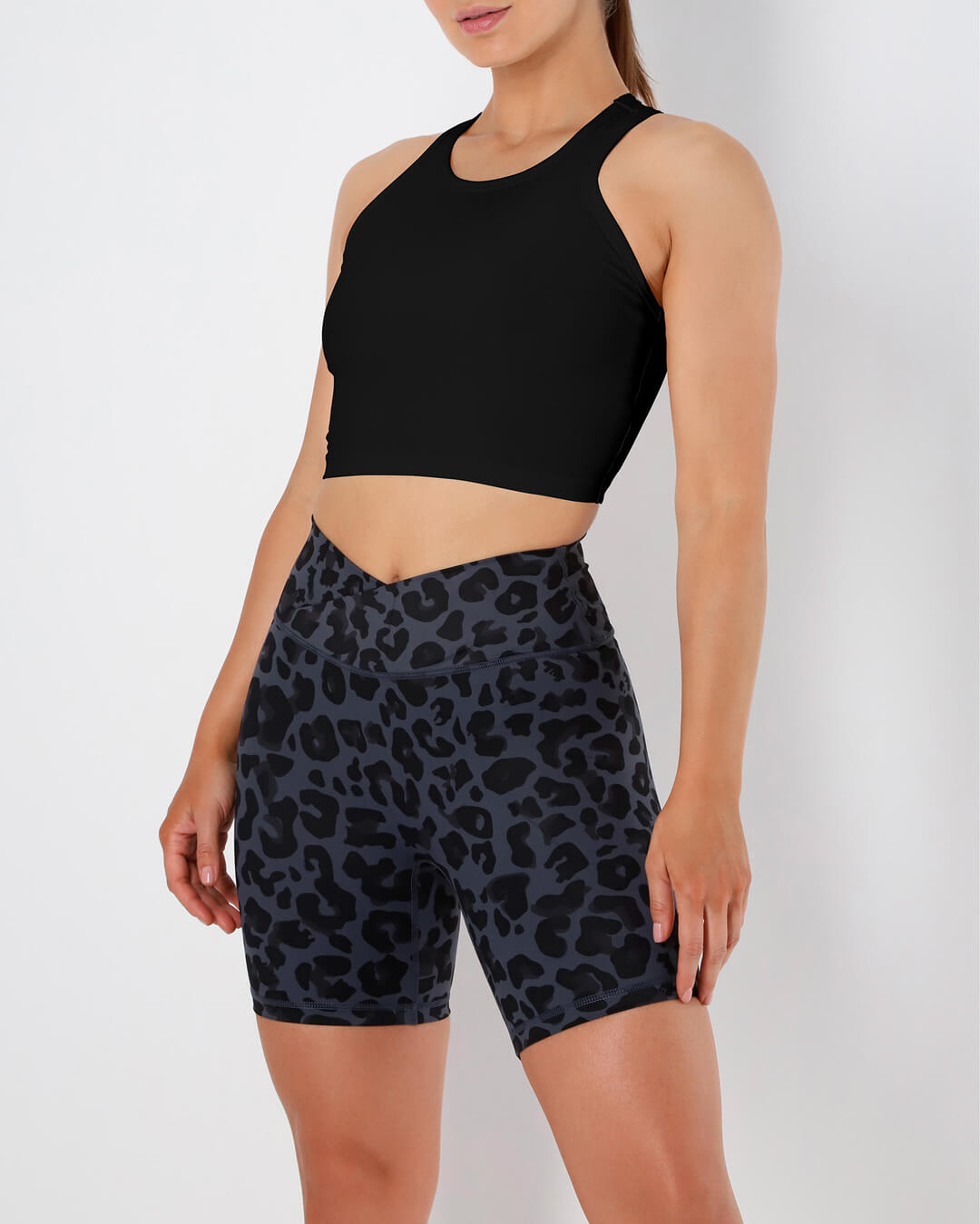 Conjunto Short Venus Leopard + Polera Olympia Black