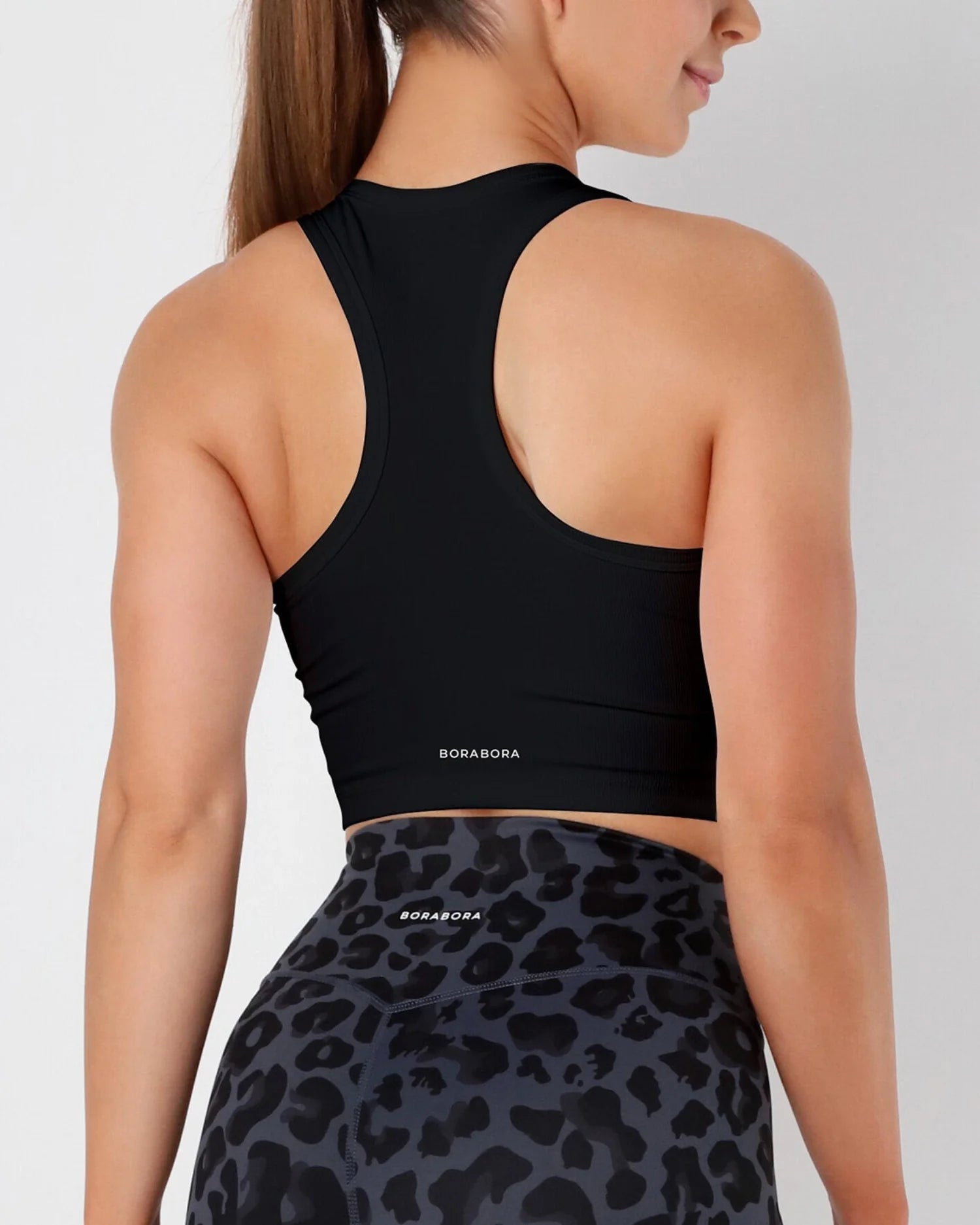 Polera Olympia – Polera deportiva sostenible, respirable, secado rápido y 4-way stretch