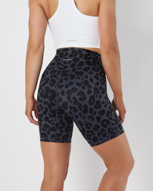 Venus Leopard Short